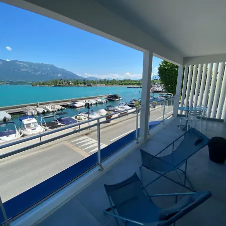 Echappee Belle Au Bord Du *